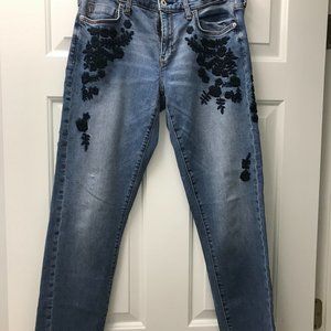 Pilcro and The Letterpress Floral Embroidered Mid-Rise Slim Boyfriend raw hem 28